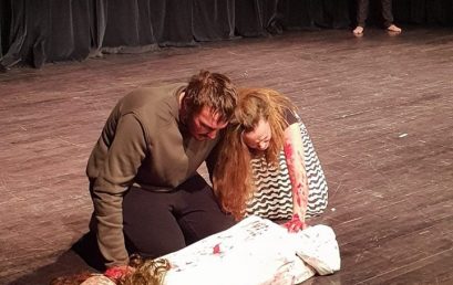 Studenti treće godine igrali su delove antičkih drama (GALERIJA)