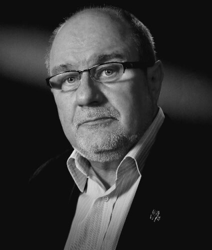DUŠAN ĐOKOVIĆ 1945 – 2018.